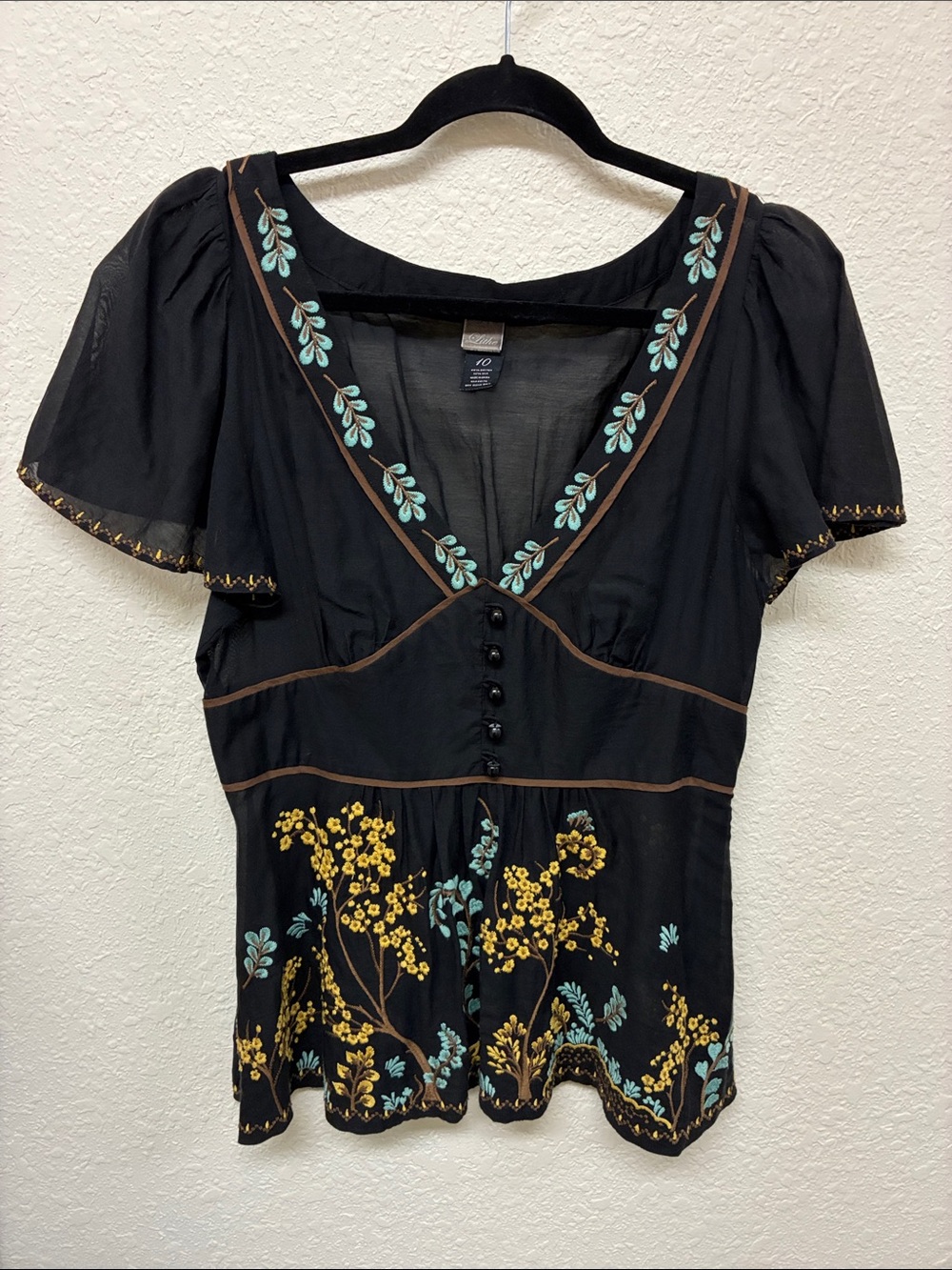 Lithe Anthropologie Sycamore Floral Embroidered Black Floral Top Blouse